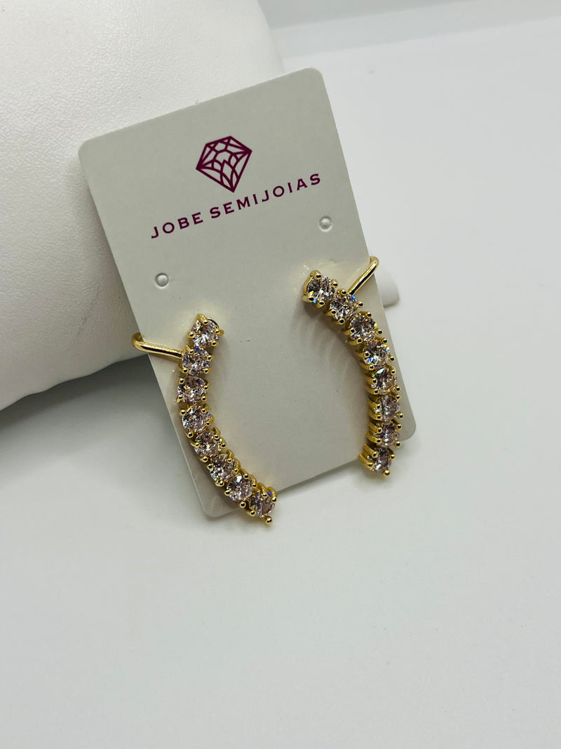 Brinco Ear Cuff  Cravejado em Zircônias